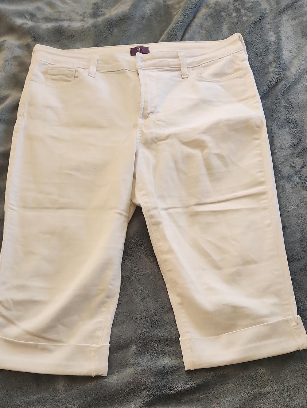 NYDJ White Cropped Ankle Jeans